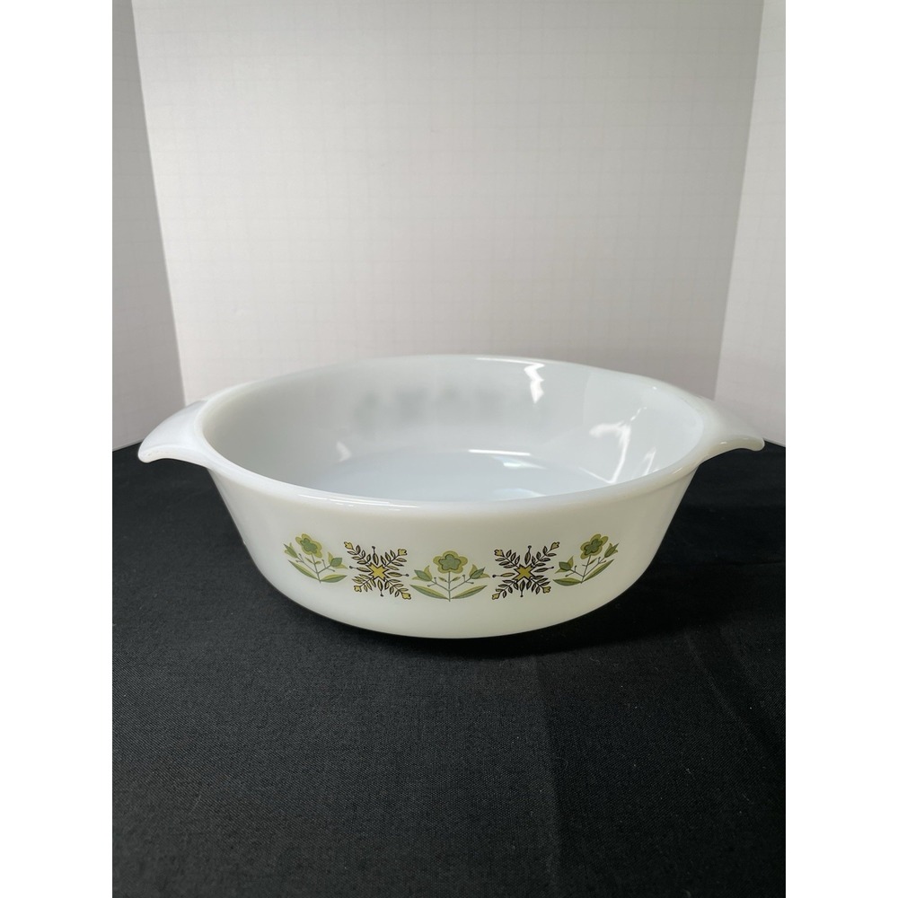 Vintage‎ 1972 Fire King Anchor Hocking 1 qt Meadow Green & Yellow Casserole Dish